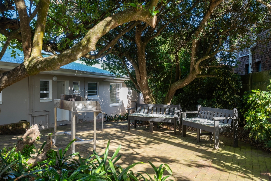 5 Bedroom Property for Sale in Kenton On Sea Eastern Cape